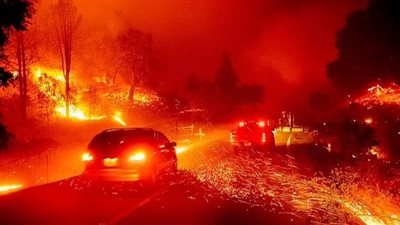 حرائق نورث كارولينا.. السلطات الأمريكية تأمر السكان بسرعة الإخلاء من مناطقهم