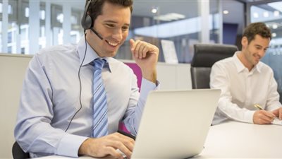 مواعيد عمل منافذ بيع شركات المحمول خلال عيد الفطر .. اعرف التعديلات الجديدة