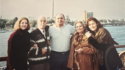 نهال عنبر تنعي شقيقها بكلمات مؤثرة وتطلب له صلاة الغائب