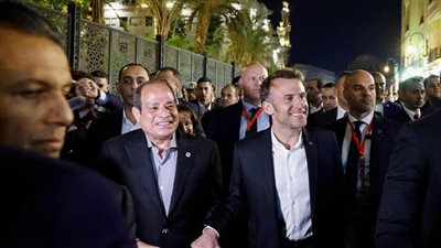 شاهد| ماكرون يشكر الرئيس السيسي والمصريين بعد جولة خان الخليلي: تحية نابضة للصداقة