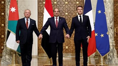 تفاصيل المكالمة الهاتفية المشتركة بين القادة الثلاثة وترامب