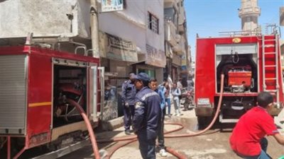 حريق نقابة المعلمين.. النيران تلتهم محتويات المبنى في إمبابة 