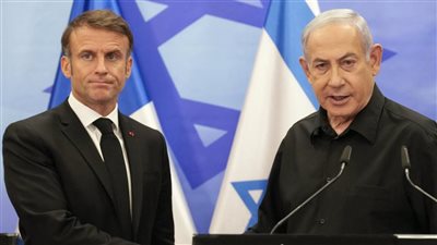 نتنياهو مهاجمًا ماكرون: يدفع بفكرة دولة فلسطينية في وطننا