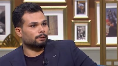 نجل عبدالله محمود ردًا على مخرج فيلم 