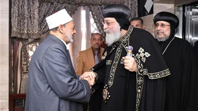 وحدة وطنية ودعاء لغزة.. أبرز ما جاء في اتصال شيخ الأزهر والبابا تواضروس