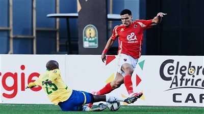 هل يستمر مصطفى العش مع الأهلي بعد نهاية الموسم ؟.. نادي زد يجيب 