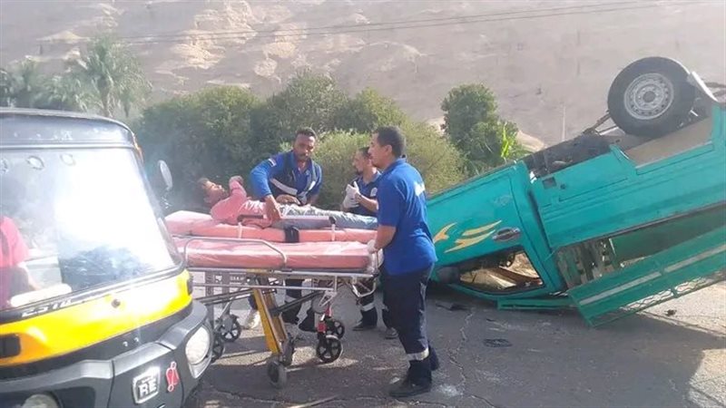 حادث طريق أسيوط