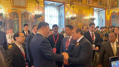 لقاء ودي بين الرئيس السيسي ونظيره الصيني على هامش احتفالات عيد النصر الروسي