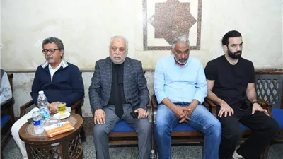 عزاء حماة المنتج محمد السبكي، المنتج الشهير مأخدش عزاء حماته |صور