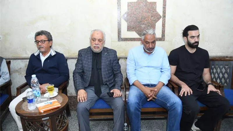 أشرف زكي من عزاء