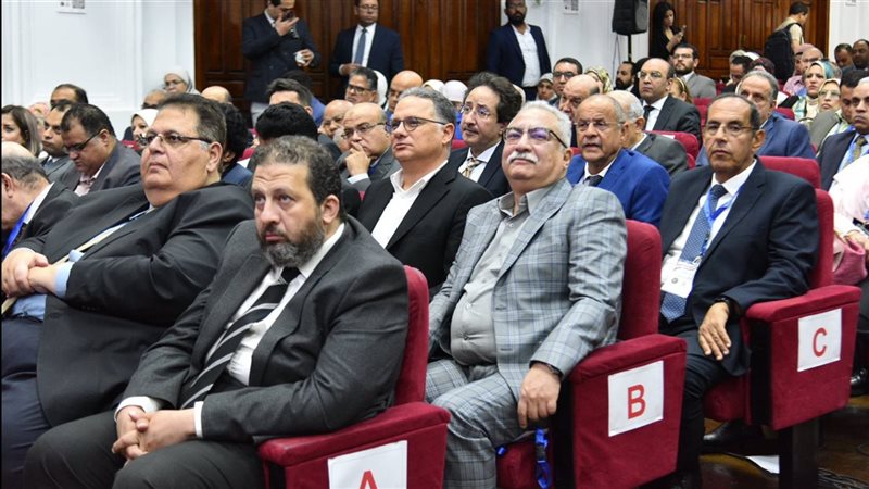 الدولة تحتفي بيوم