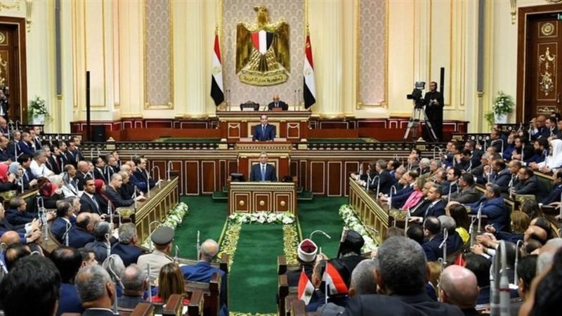مجلس النواب يستمع