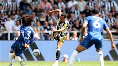 شاهد هدف نيوكاسل يونايتد ضد تشيلسي في الشوط الأول (فيديو)