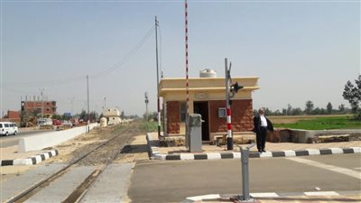 حقيقة نزع ملكية أرض بقنا لتطوير 5 مزلقانات، النقل تكشف التفاصيل