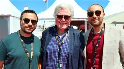 بمشاركة حسين فهمي، سوق مهرجان كان السينمائي يشهد تعاون تاريخي بين القاهرة و