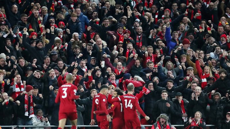 جماهير ليفربول تسخر
