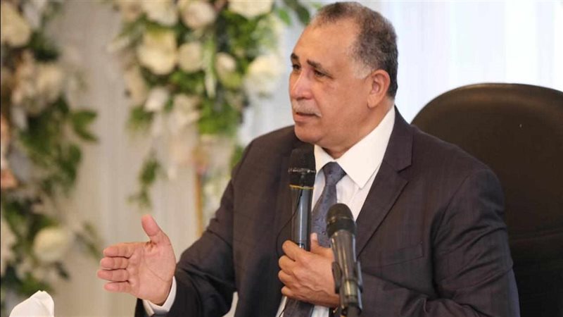 نقيب المحامين