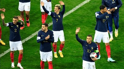 اختار منتخب فرنسا، نجم جزائري يتواجد في قائمة الديوك للتوقف الدولي القادم