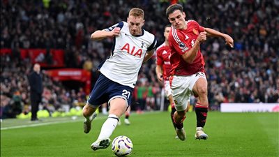 شاهد مجانًا، بث مباشر مباراة مانشستر يونايتد وتوتنهام في بطولة الدوري الأوروبي 2025