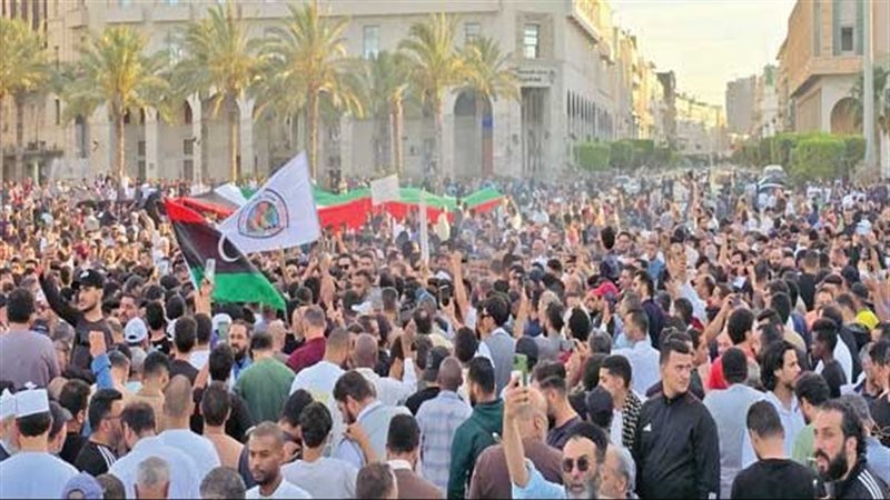 مظاهرات شعبية في