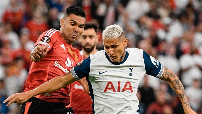 مانشستر يونايتد وتوتنهام