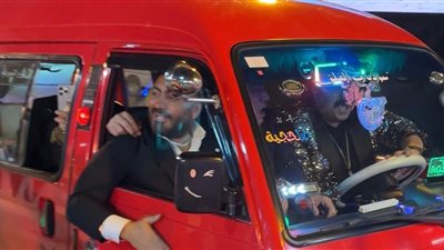 العرض الخاص لفيلم ريستارت، تامر حسني على السجادة الحمراء بـ 