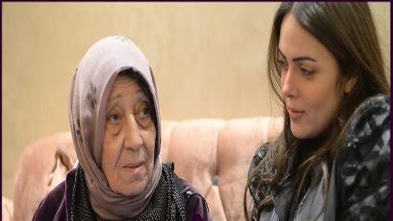 وفاة تيتة نوال جدة
