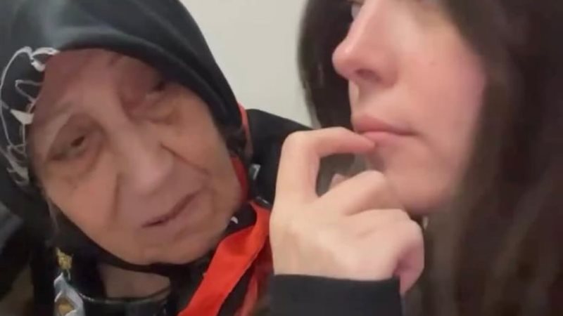 من هي تيتة نوال؟