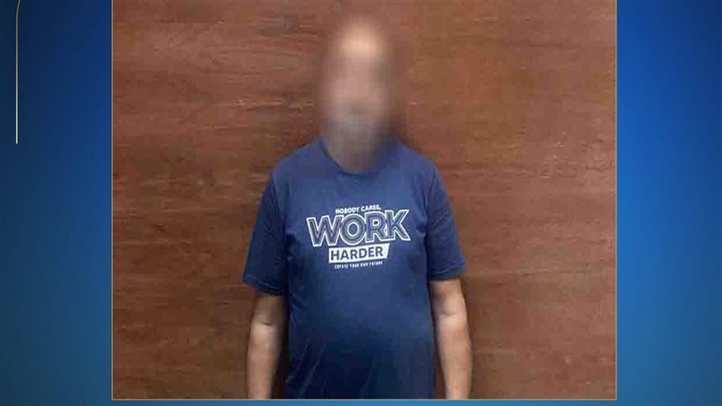 تحرش فرد أمن بطالبة
