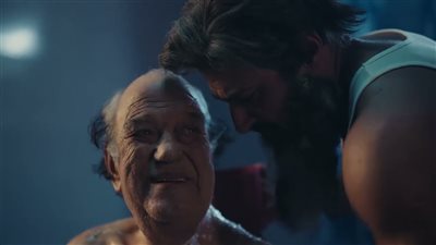 كنت وش السعد، ياسر جلال يحيي ذكرى وفاة حسن حسني |فيديو