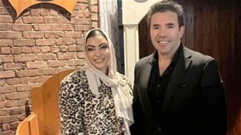 رامي وحيد وزوجته
