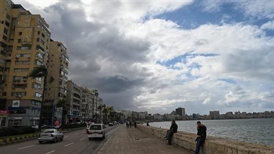 حالة الطقس اليوم وغدا الأرصاد تحذر من سقوط أمطار رعدية على هذه الأماكن