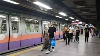 وزير الصناعة والنقل يوجه بتكثيف المتابعة الميدانية لضمان جودة الخدمات خلال العيد