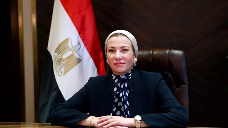 وزيرة البيئة تعترف
