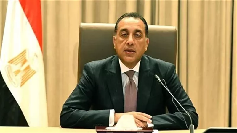 مدبولي يهنئ الرئيس