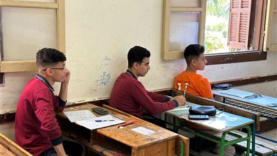 موعد استئناف امتحانات الدبلومات الفنية بعد عيد الأضحى، التعليم توضح