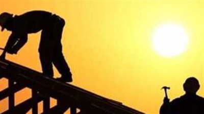 السعودية تبدأ تطبيق حظر العمل تحت أشعة الشمس من 15 يونيو 2025