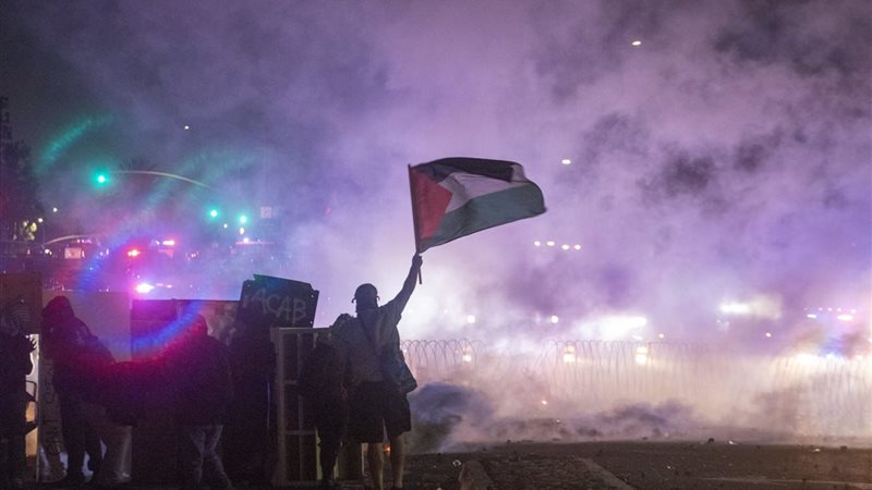 مظاهرات لوس أنجلوس