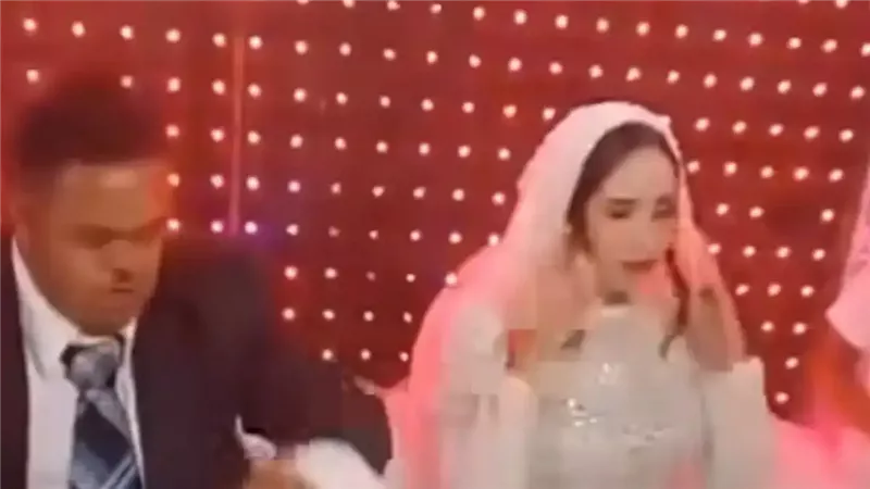 عروس الشاب المصاب
