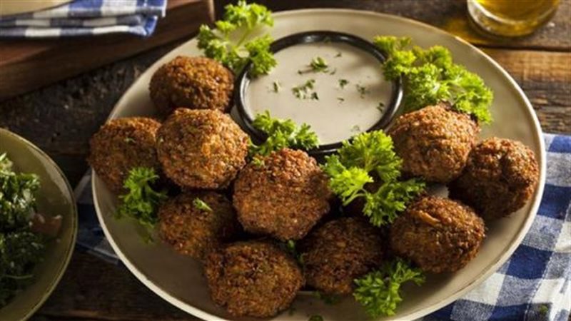 في يوم الفلافل العالمي،