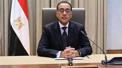 مدبولي يبدأ جولة تفقدية لمصانع الإلكترونيات بمدينة 6 أكتوبر