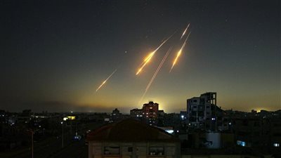 دول الخليج تدخل الخنادق بعد الهجوم الإيراني على قواعد أمريكية في قطر والعراق| تفاصيل