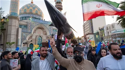 صاروخ باليستي على اسرائيل ،رعب شديد في تل أبيب 