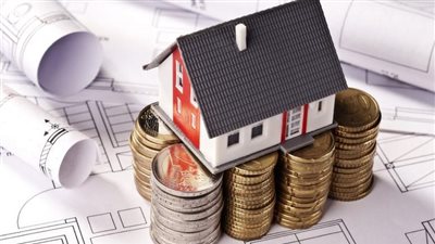 عقارات، ذهب أم سيولة؟ إليك خطة استثمار ذكية في 2025 من خبير مالي