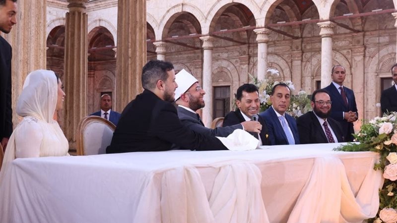 عقد قران ابنة الدكتور