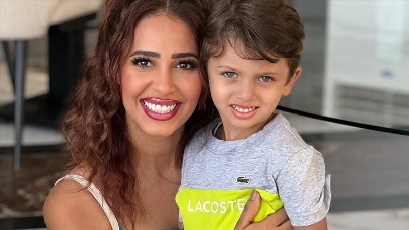 رنا سماحة توجه رسالة