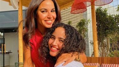 ابنة نسرين أمين تنوى دخول التمثيل: 