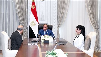 من العلمين الجديدة، الرئيس السيسي يتابع خطة تطوير قطاع الطيران المدني