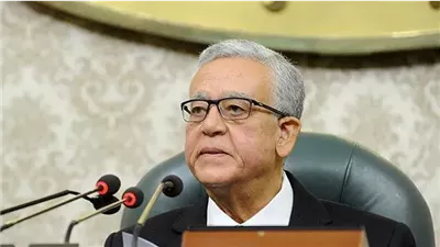 عندكم وحدات تكفي كل المستأجرين، جبالي ينفعل على الحكومة خلال مناقشة الإيجار القديم