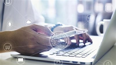 ثاني أرخص خدمة، وزير الاتصالات: مضاعفة سرعة الإنترنت في مصر 18 مرة 